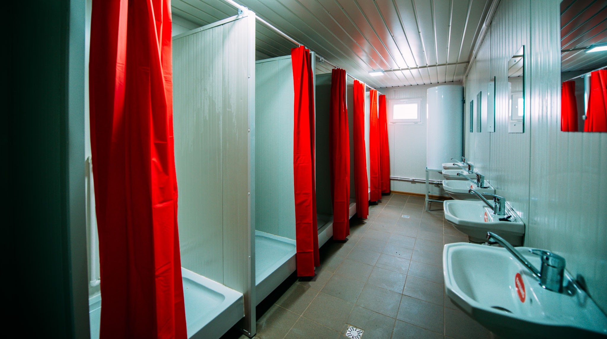 Container fixe cabine dus